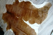 Peau de Vache extra-large neuve 2,07 m x 1,76 m très belle qualité