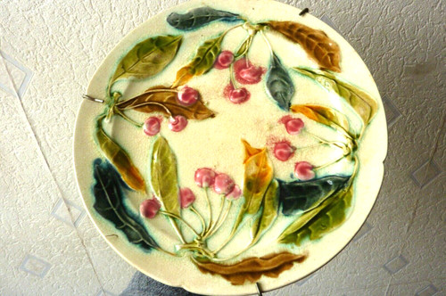 Assiette ancienne barbotine - ancienne,