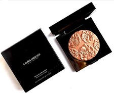 Laura Mercier Face Illuminator