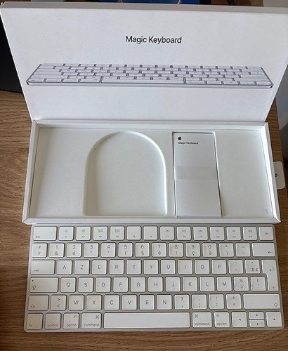 Apple magic keyboard bluetooth - magic,