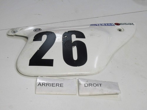 Plastique arrière droit
