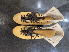 Riedell  Tan Suede Quad Roller