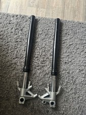 fourche Aprilia shiver 900