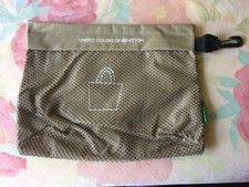 UNITED COLORS OF BENETTON POCHETTE FOURRE TOUT  IMPERMÉABLE ZIP MOUSQUETON