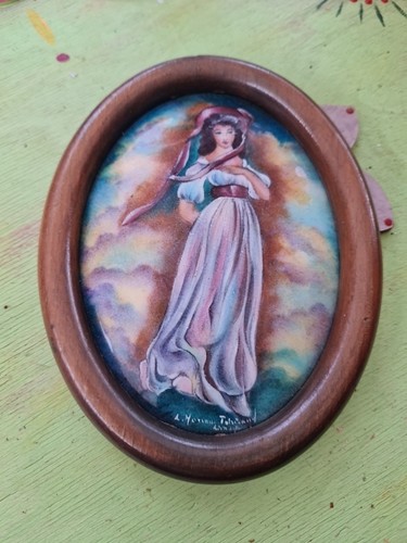 Jolie vierge emaux limoges - emaux,