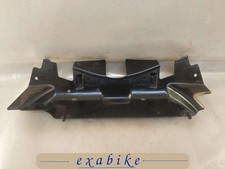 element plastique pour Suzuki