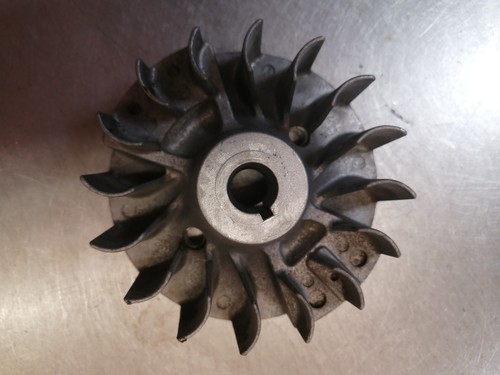 Volant moteur zenoah - volant,