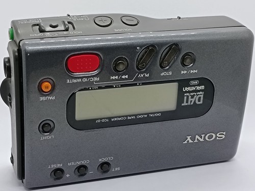Sony tcd dat player - 7, player/