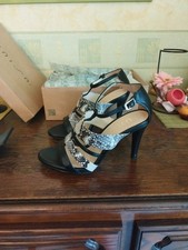 Talons escarpins noirs cuir