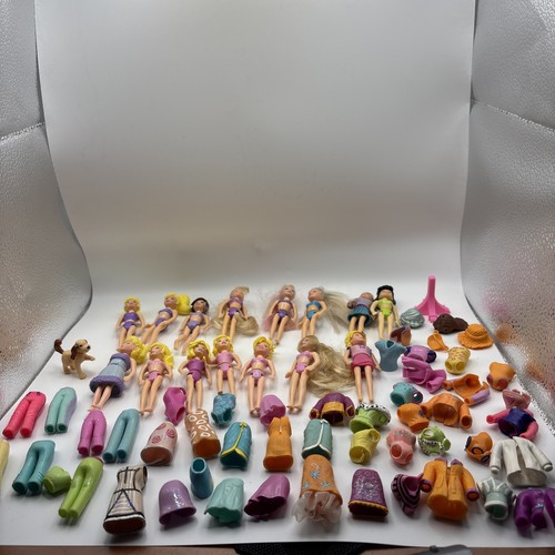 Polly pocket lot dolls - of, 15