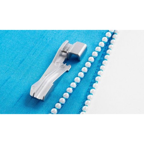 Pied pose perles paillettes - pied,