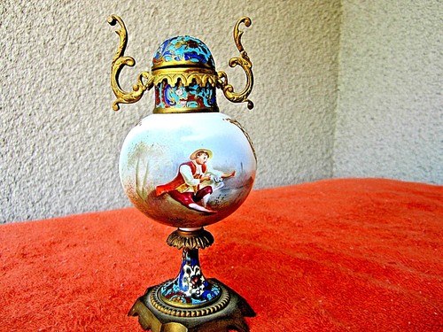 Antique sevres porcelain - ,