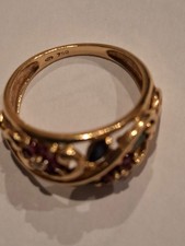 BAGUE OR Jaune 18 carats émeraude saphir et rubis  tout petits diamants 