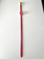 Montre bracelet  Swatch  vintage rose   – Swiss Made, quartz, femme ou enfant