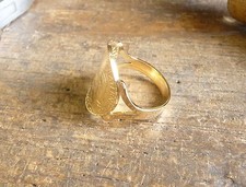 Bague pièce or cintrée