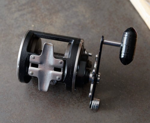 Moulinet vintage penn 320 gti - moulinet,