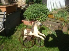 ANCIEN CHEVAL A PEDALES