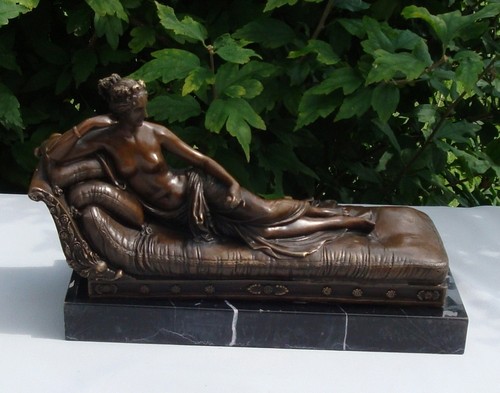 Statue sculpture demoiselle - statue,