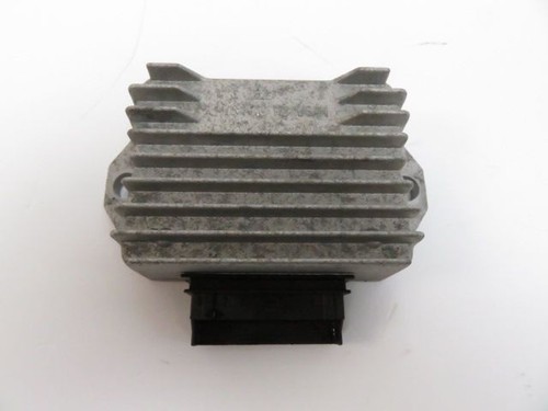 Regulateur tension vespa s - de,
