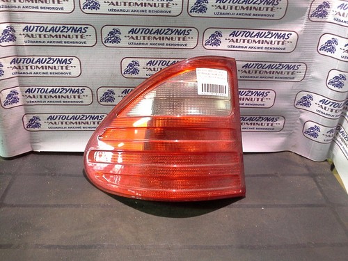 1997 mercedes 210 feu arrière - mercedes,