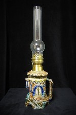 Lampe à Pétrole Château En