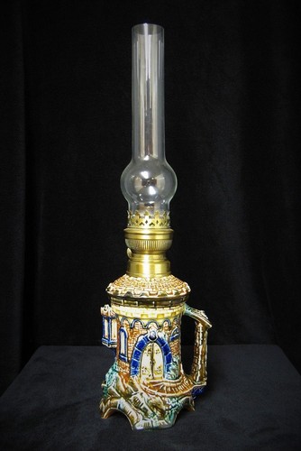 Lampe pétrole château en - à,