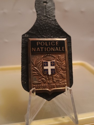 Pucelle insigne métal - pucelle,