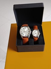 Coffret 2 Montres Une Femme et