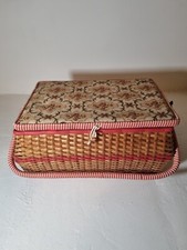 Ancienne boîte couture - à,