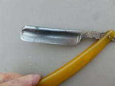 RASOIR COUPE CHOUX GRELOT.