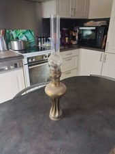 LAMPE à PETROLE, Art des