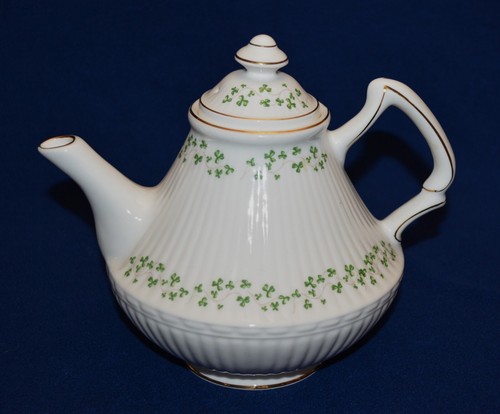 Vintage royal tara chine - royal,