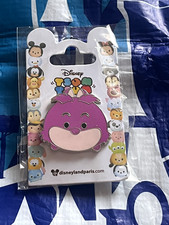 Pin Trading Disneyland Paris