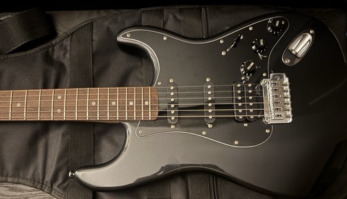 Squier affinity stratocaster - squier,