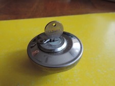 YAMAHA 125 RD bouchon réservoir à clé