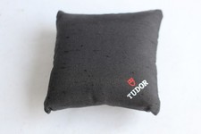 Coussin présentoir pour montre TUDOR  (33116)