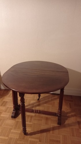 Table anglaise ronde - , 2