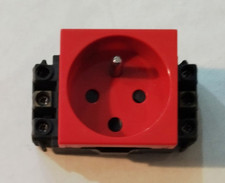 Prise 2P+T 16A avec