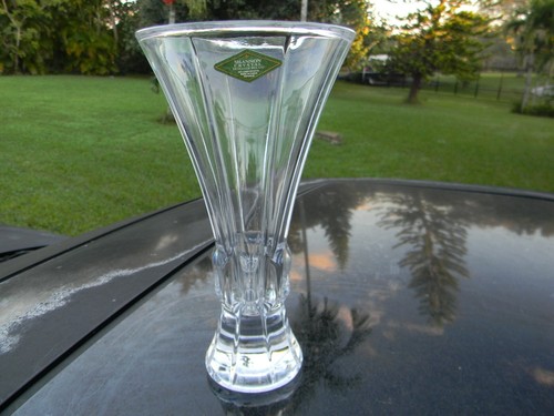 Deep ribbed shannon crystal - ribbed,