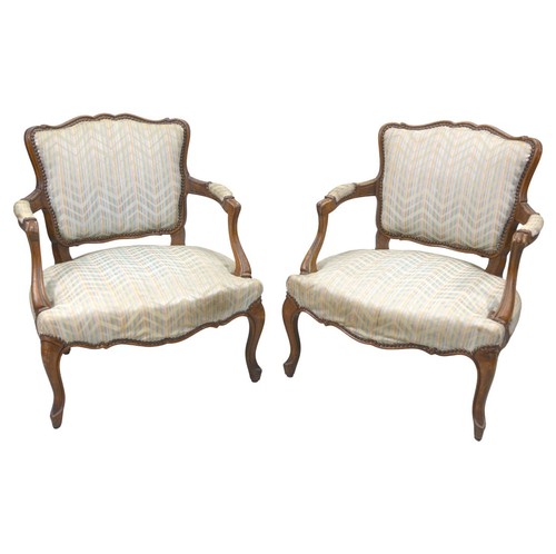 Fauteuils style louis - louis, xv