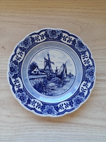 Assiette murale decorative