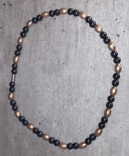 Collier perles métal aimanté