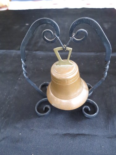 Cloche table ancienne - !,