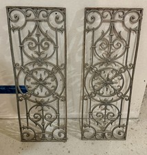 Paire De Grilles En Fer Forgé Ancien