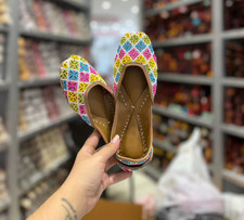 Mojari Punjabi Jutti Pour