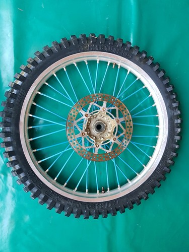 Roue avant complète avec pneu