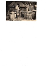 THIERS 63. OUVRIERS EN TRES GROS PLAN AU TRAVAIL DANS LA COUTELLERIE. BON ETAT