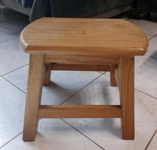 Tabouret bois - tabouret,