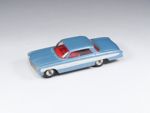 Corgi 235 oldsmobile - corgi,