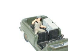 R08, DINKY TOYS soldat